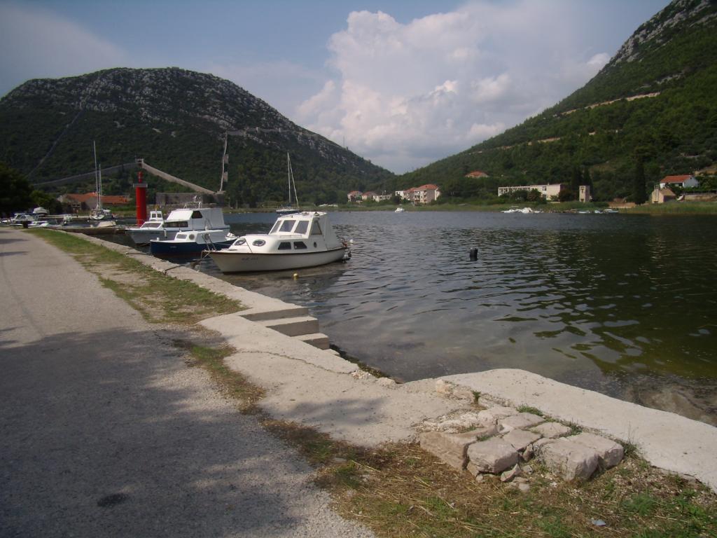 Ston