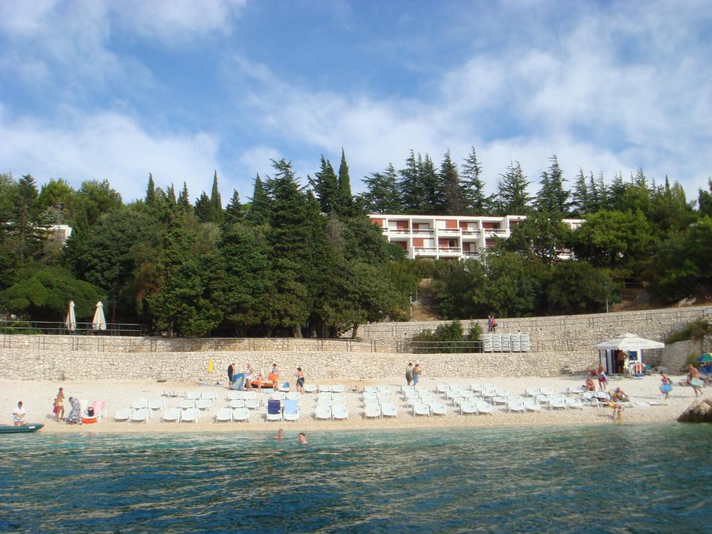 Hotel Merkur - Ispod hotela