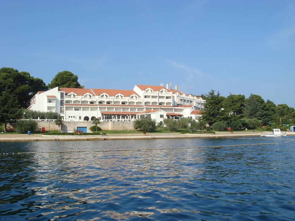 Otok Sv. Nikola - Plaža Oliva