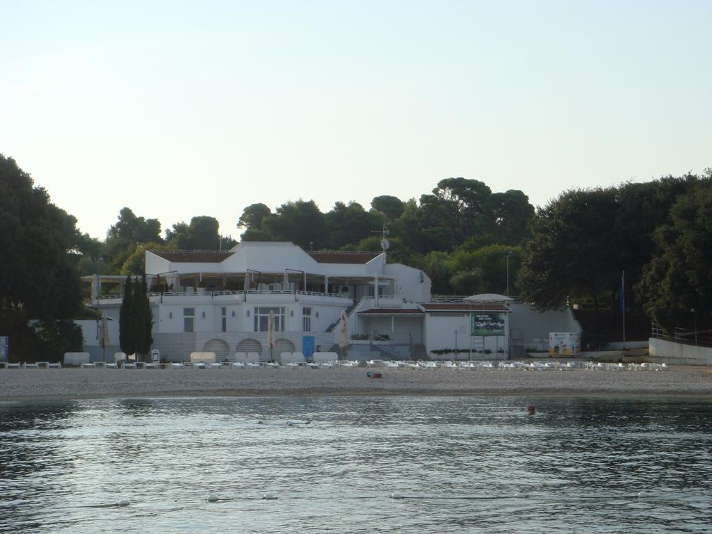Uvala Sv. Ivan - Plaža Ambrela
