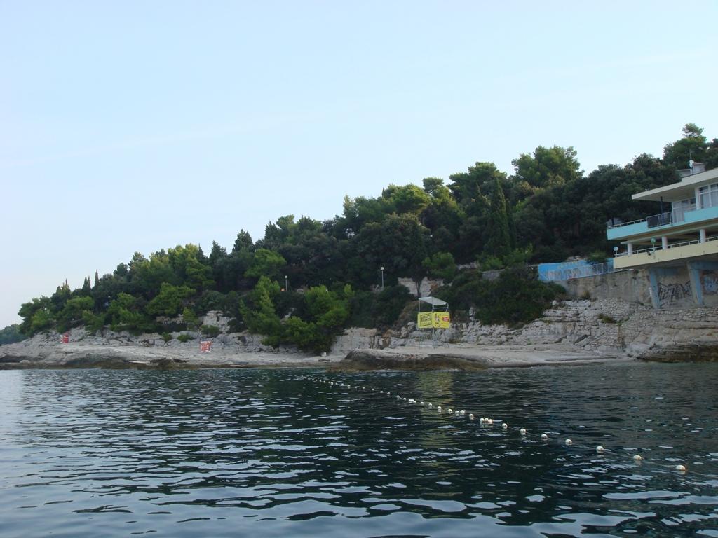Zlatne Stijene - Plaža