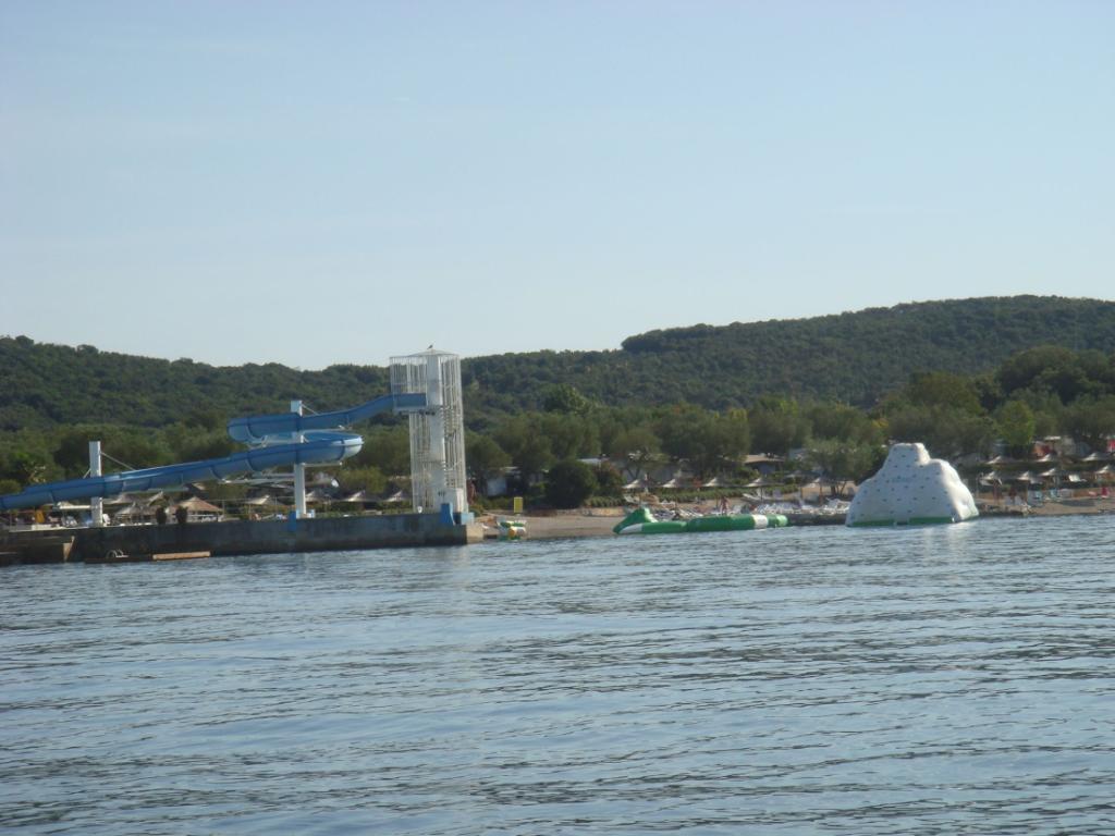 AC Valalta - Ispod aquagana