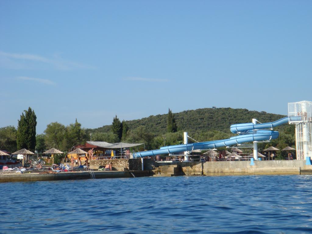 AC Valalta - Ispod aquagana