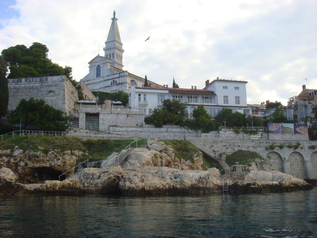 Hotel Rovinj - Ispod hotela