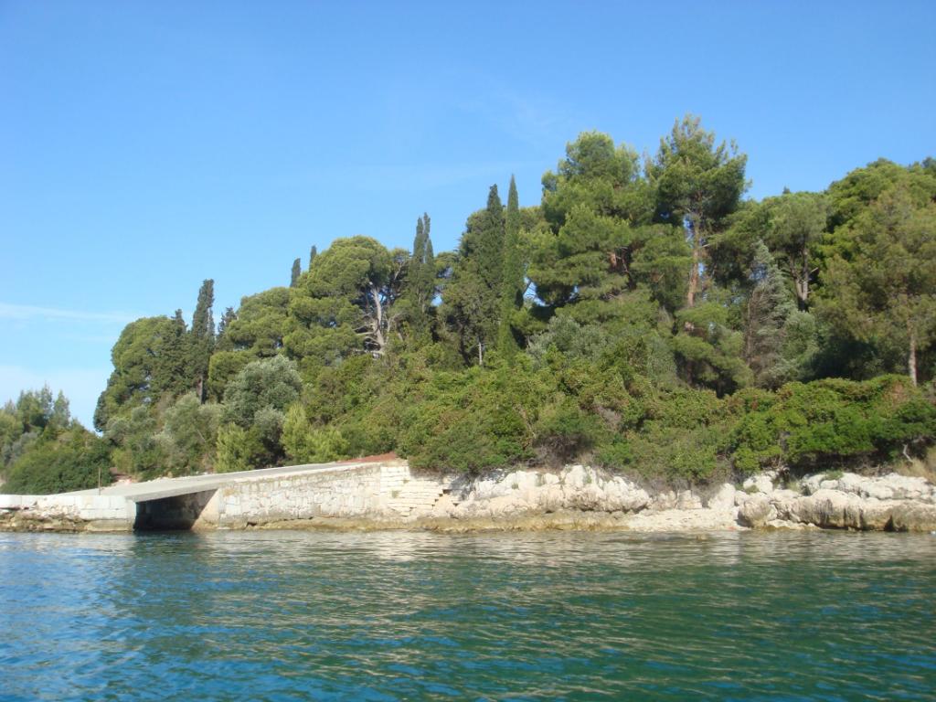 Otok Katarina - Uvala Lone