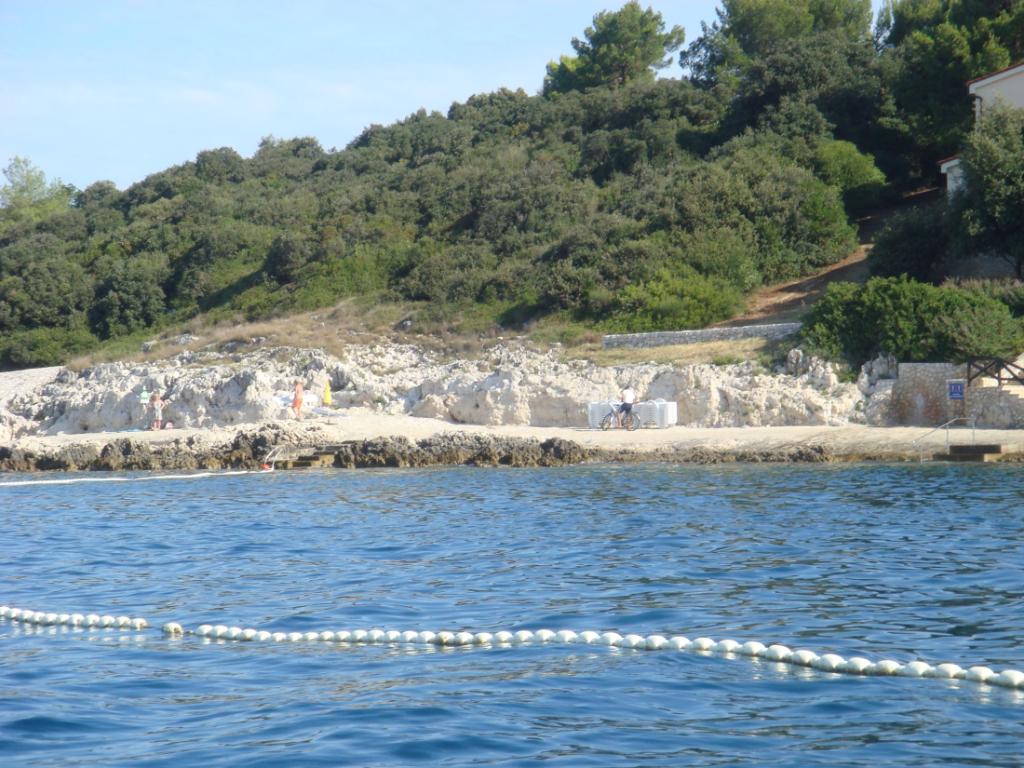 TN Petalon - Kamenita plaža