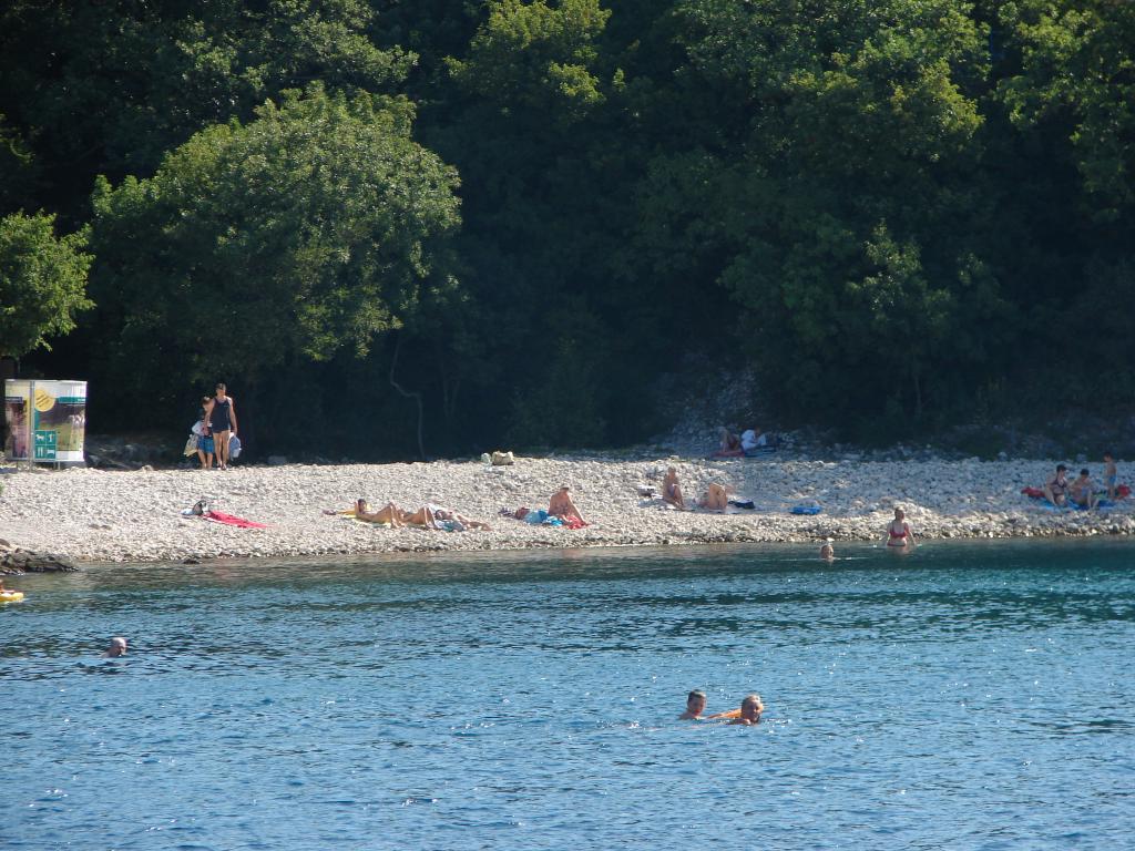 Kostrena - uvala Svežanj