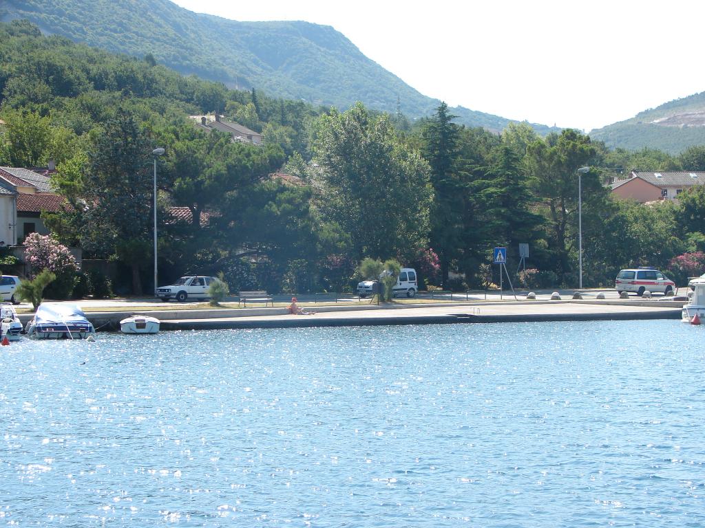 Bakarac kupalište na ulazu