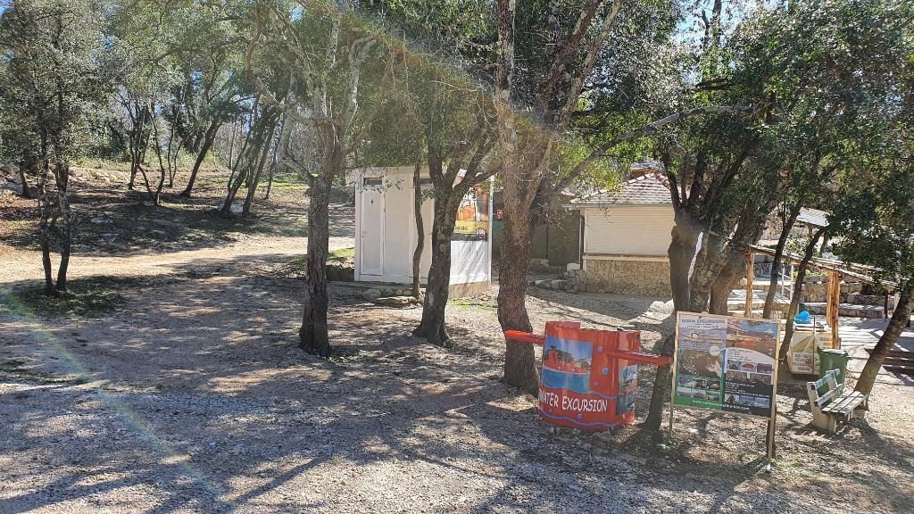 Pinezići - plaža