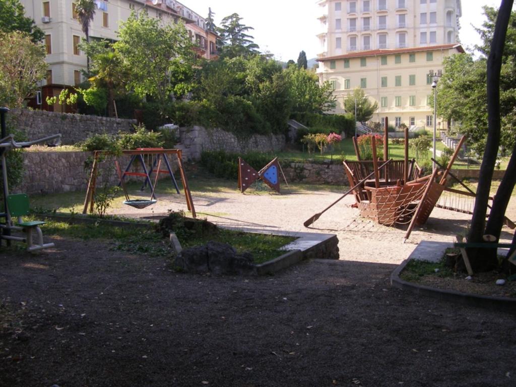 Lovran - kupalište Kvarner