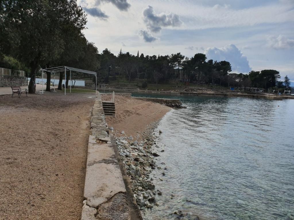Malinska - plaža Rupa