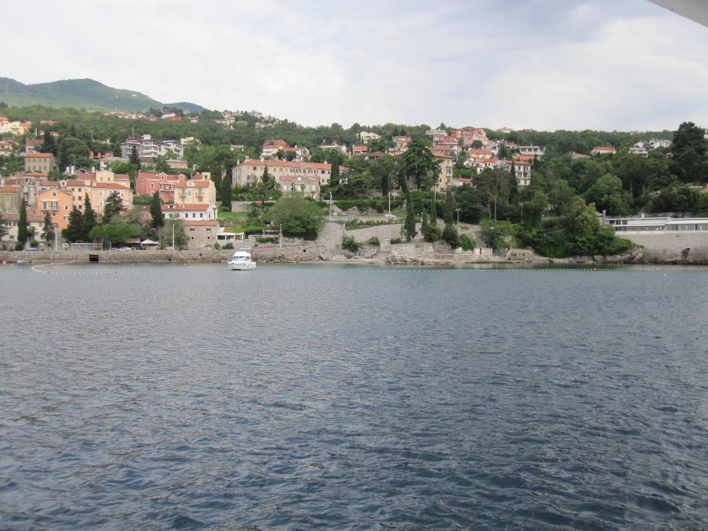 Volosko - plaža Črnikovica