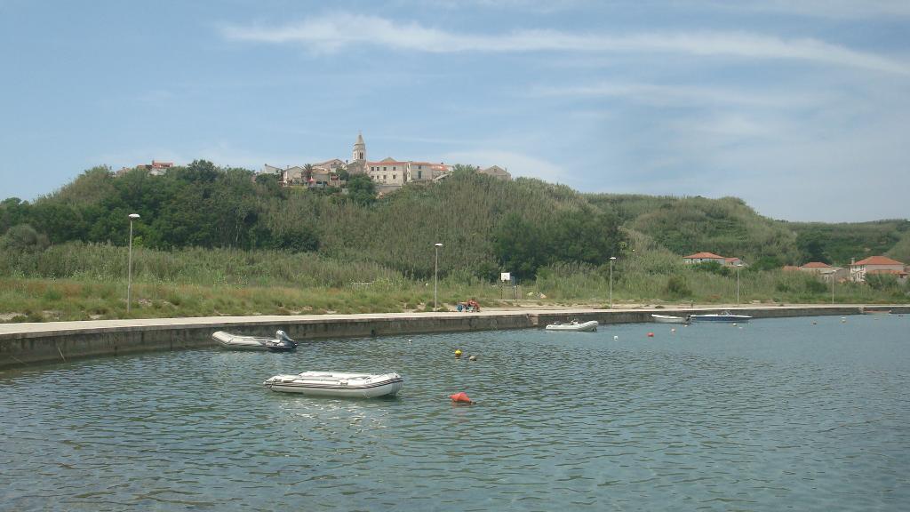 Glavna plaža - Susak
