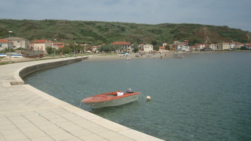Glavna plaža - Susak