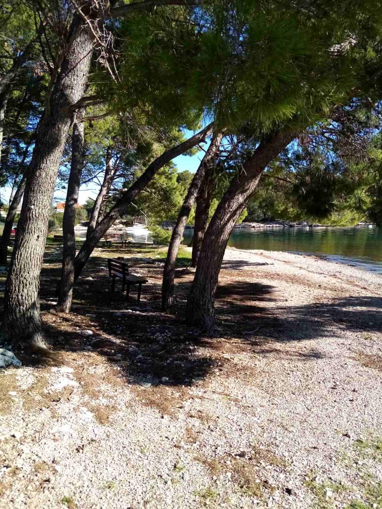 Jadrija, Guština uvala