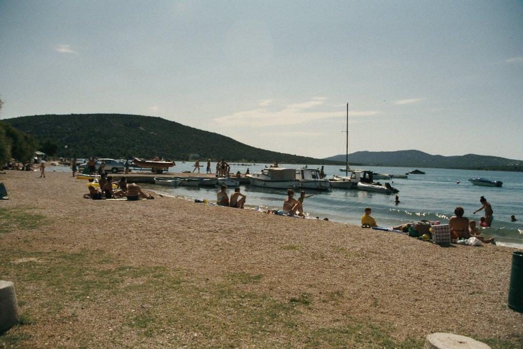 Pirovac, Starine kraj