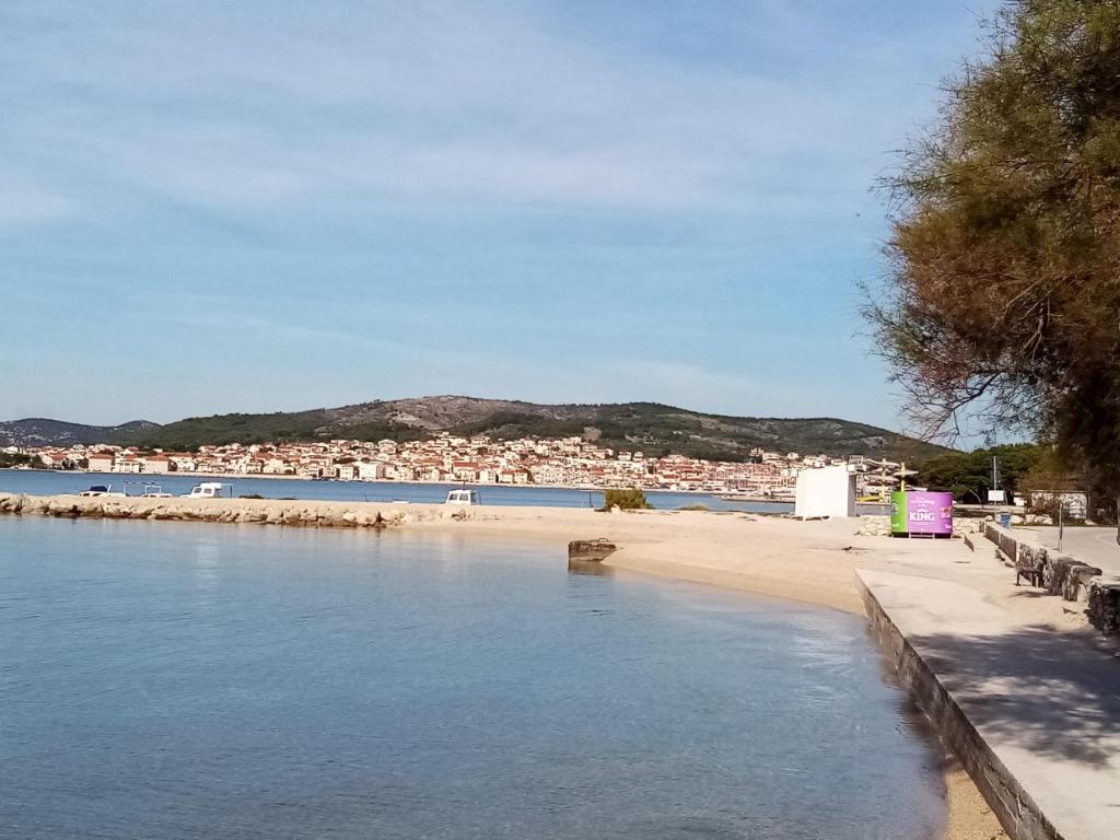 Srima, Lovetovo