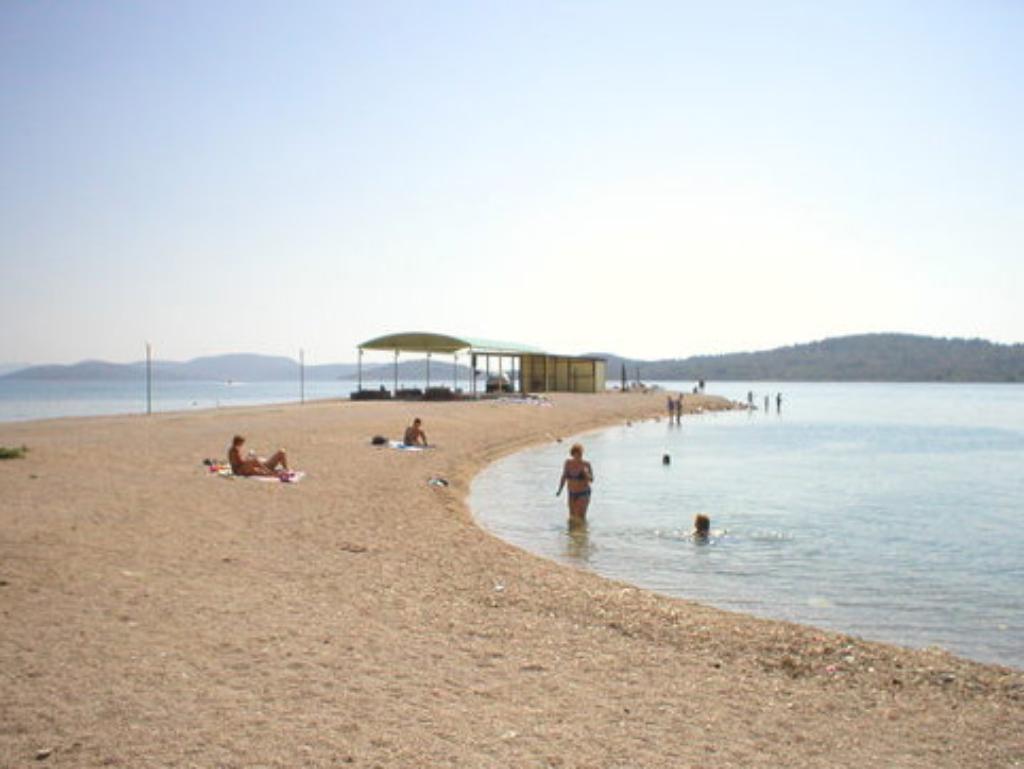 Srima, mjesto sredina