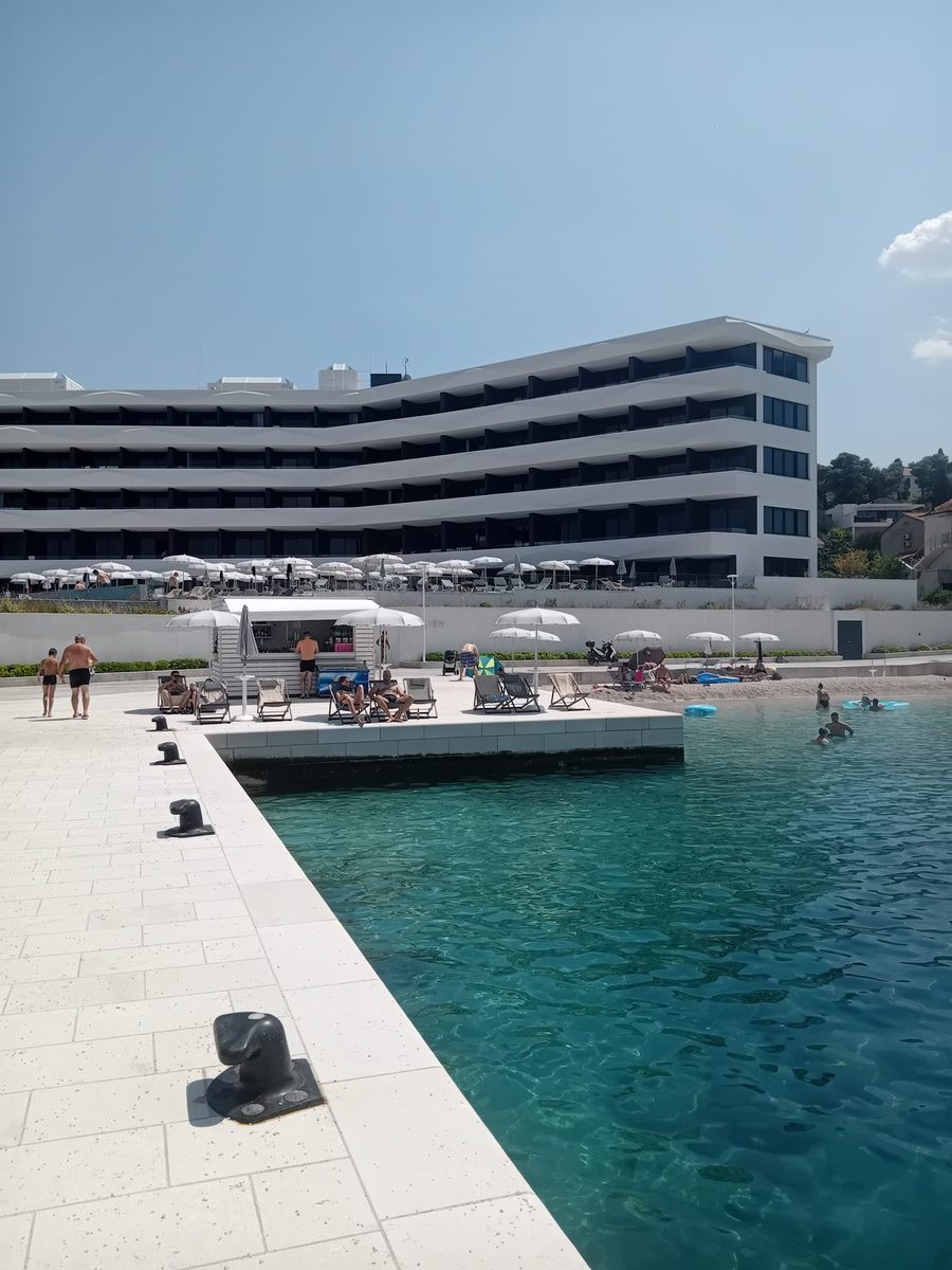 Grand hotel View